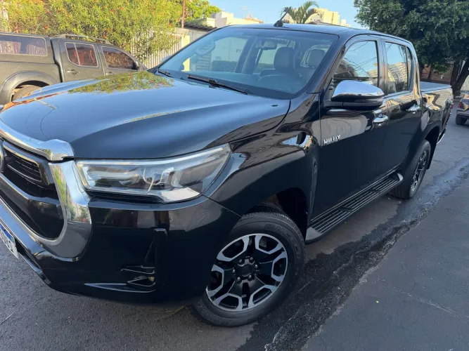 Toyota Hilux CD SRV 4X4 2.8 TDI Diesel Aut. 2019