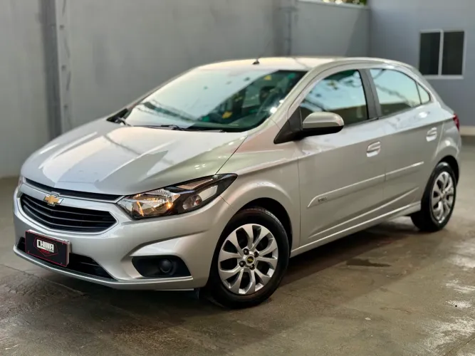 Chevrolet Onix Hatch LT 1.4 8V Flex Mec. 4P 2018