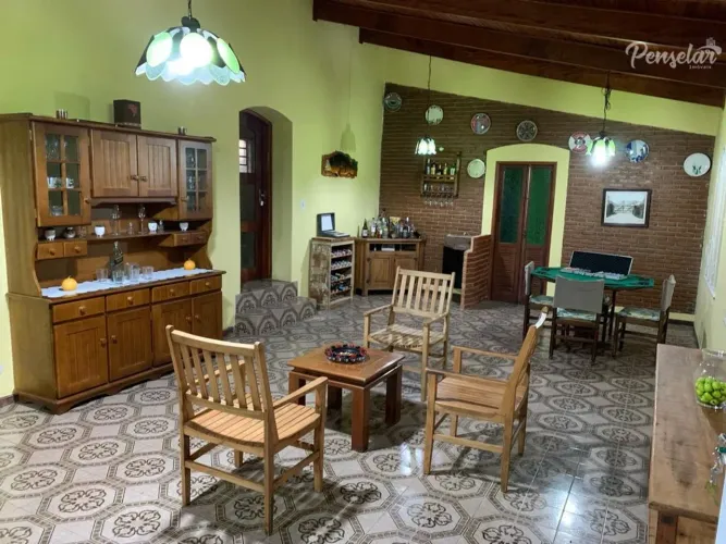 Atibaia : Chácara a venda com permuta com casa e 5 Chalés Mobiliada