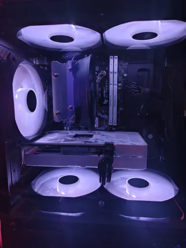 PC GAMER i3 13th gen + RX6500 4GB + 16GB DDR4