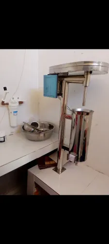 Vendo batedeira de açai completa 3.200