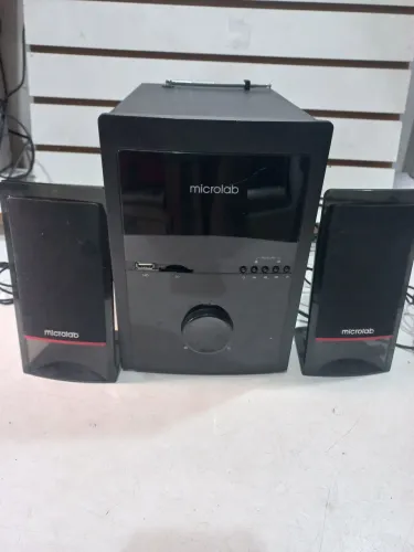 SUBWOOFER MICROLAB M 700 no estado parou  de ligar