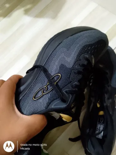 Vende-se tênis olímpicos n43 masculino nunca usado R$200 original e novo 