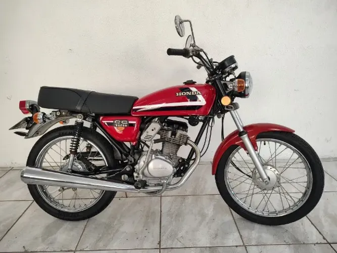 Honda CG 125 1980 de coleção