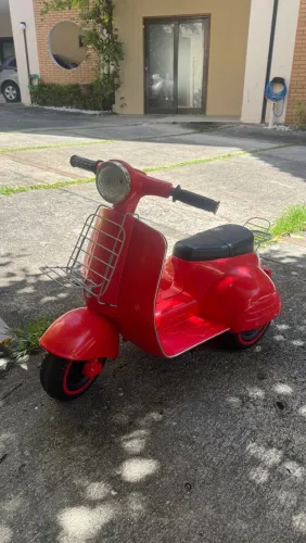 Vendo moto elétrica infantil bandeirante