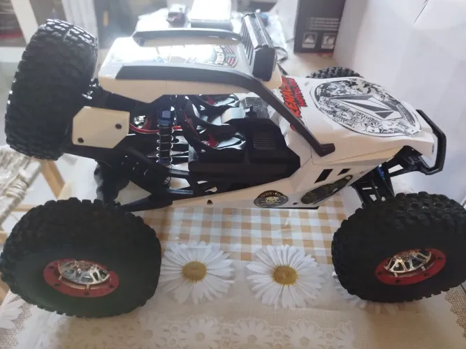 Vendo automodelo rc eltrico 1/12