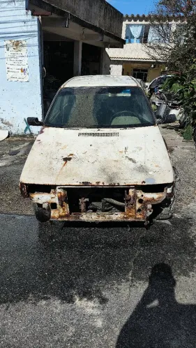 Fiat Uno Para Peças ou Projeto de Restauração - Venda no Estado