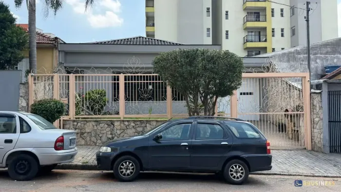 Casa à venda, 186m² com 3 quartos, 2 banheiros, 4 vagas, Vila São Pedro, Santo André, SP