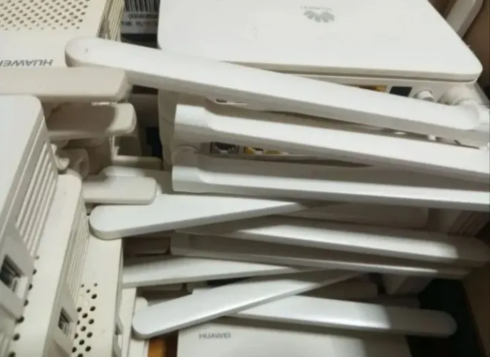 Roteadores Huawei 2.4 EG8141A5 20 UNIDADES