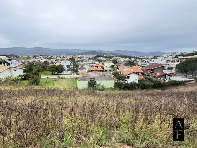 Terreno à venda no bairro Centro - Garopaba/SC