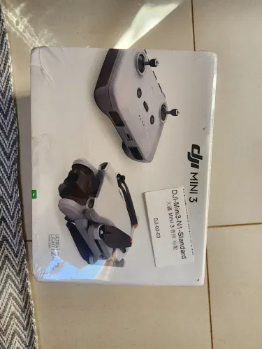 Drone DJI mini 3 com controle remoto sem tela
