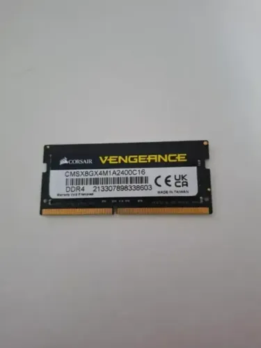 Memória RAM 8GB DDR4 2400MHZ