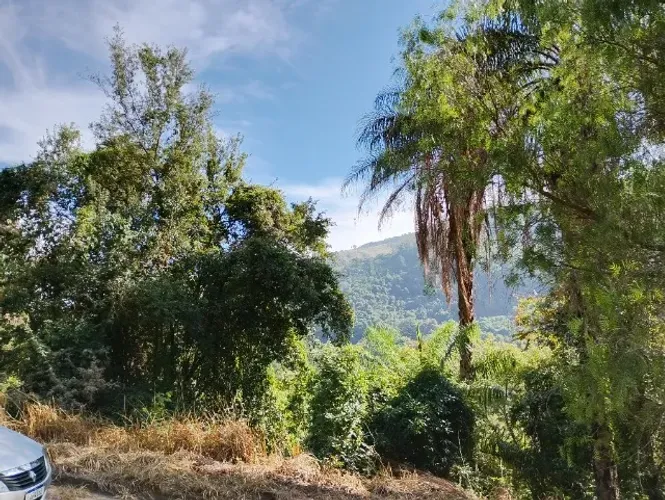 Terreno à venda