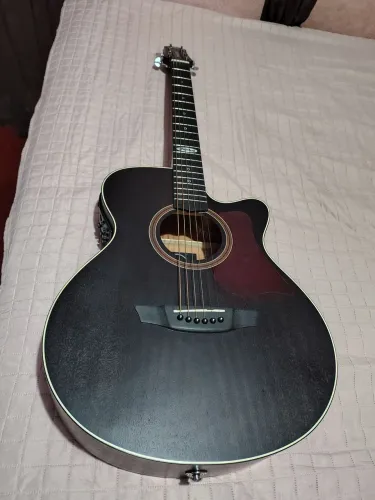 Violão strinberg