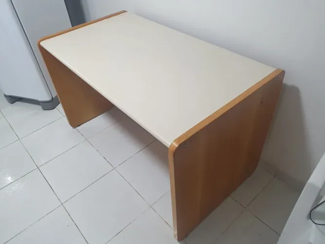 Mesa de Escritório