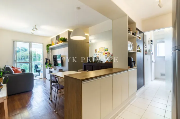 Apartamento à Venda Condomínio Atual Alto da Lapa/ Rua Luís Martins/ 60m²/ 2 Quartos/ 1
