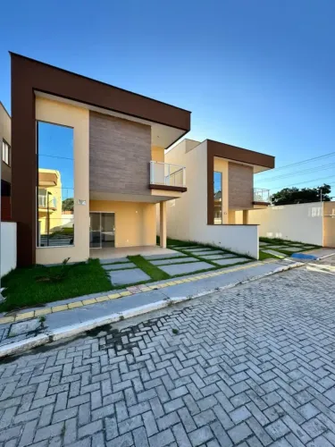 CASA CONDOMÍNIO NO TURU COM 4 QUARTOS- NASCENTE