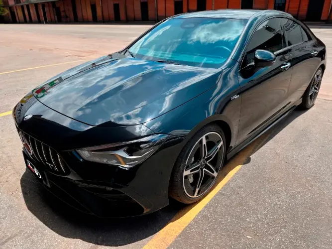 Mercedes-Benz CLA-35 AMG 4matic 2.0 TB Aut. (híbrido) 2025