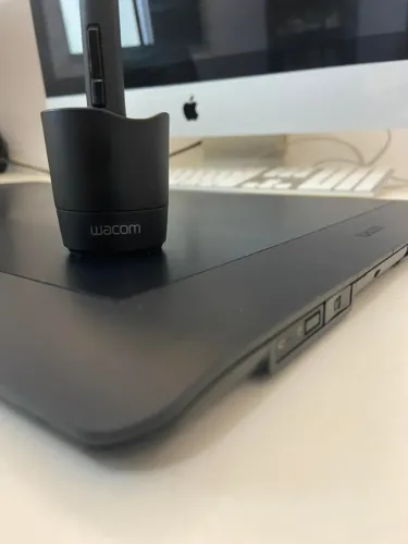 Mesa Digitalizadora Wacom Intuos Pro Large PTH-851 - Excelente Estado