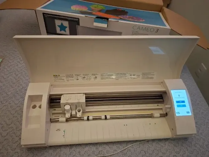 Silhouette Cameo 3