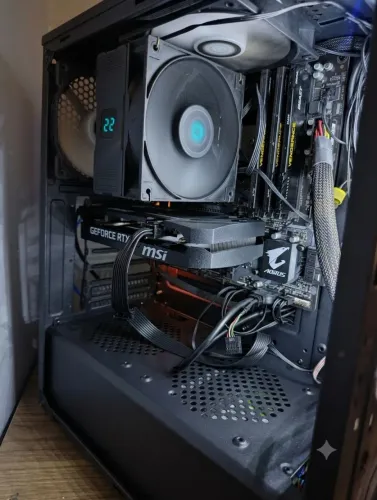 Pc gamer Ryzen 5 5500x3d + rtx 5060