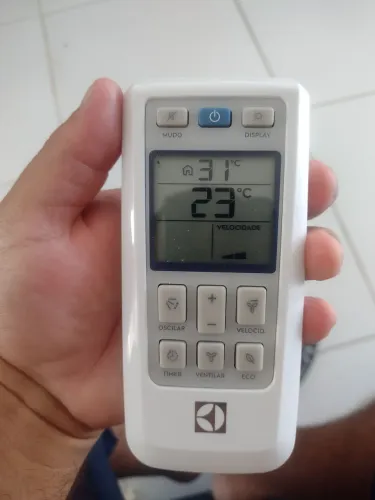 Controle de ar condicionado 