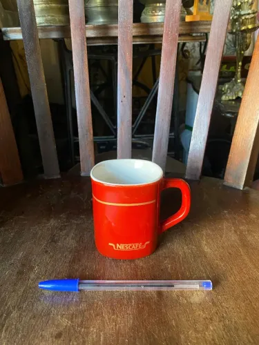 Caneca nescafé vermelha (ref:343)