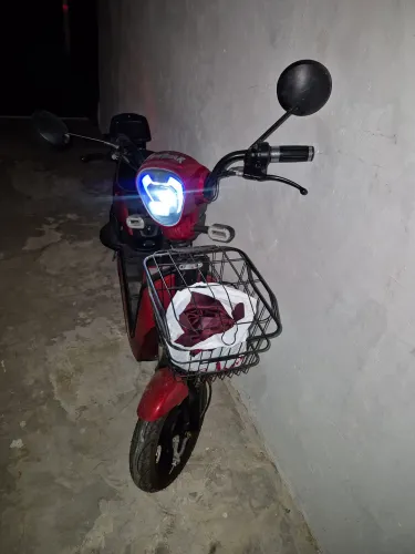 Moto elétrica 32 km por hora