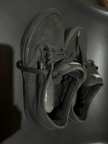 Vans TM 38