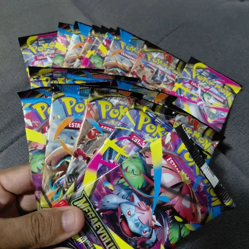 Boosters Fogo fantasmagórico e Mega evolução