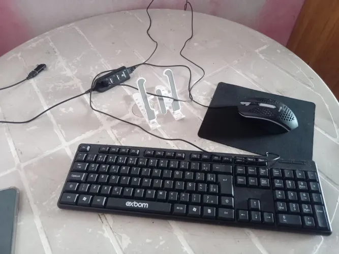 Pra vende no precinho mobilador teclado de membrana mouse pede mouse com luz tripé