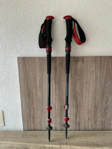 bastão caminhada ski trakking importado black diamond trail shock pro retrátil 1,40m