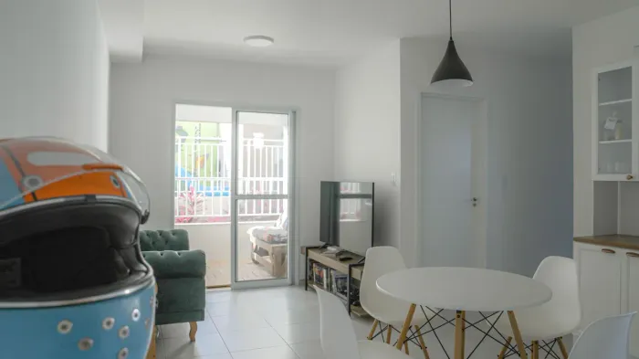 APARTAMENTO TÉRREO À VENDA | 62m² | VARANDA GOURMET | 2 QUARTOS | PRONTO PARA MORAR