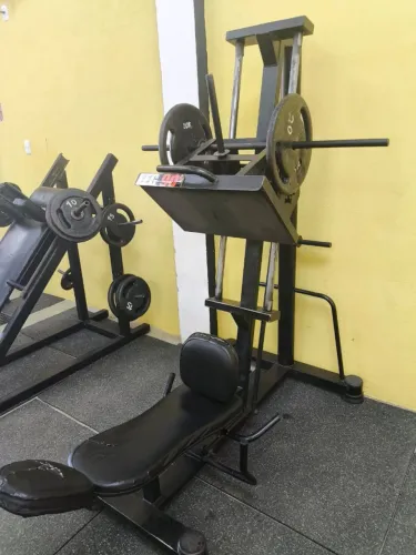Equipamentos de musculação