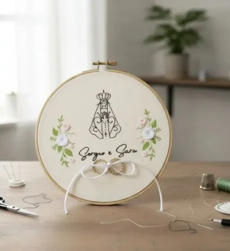Bastidor Porta Alianças para Casamento Personalizado