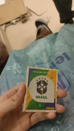 Figurinha da copa Escudo Brasil Bra1