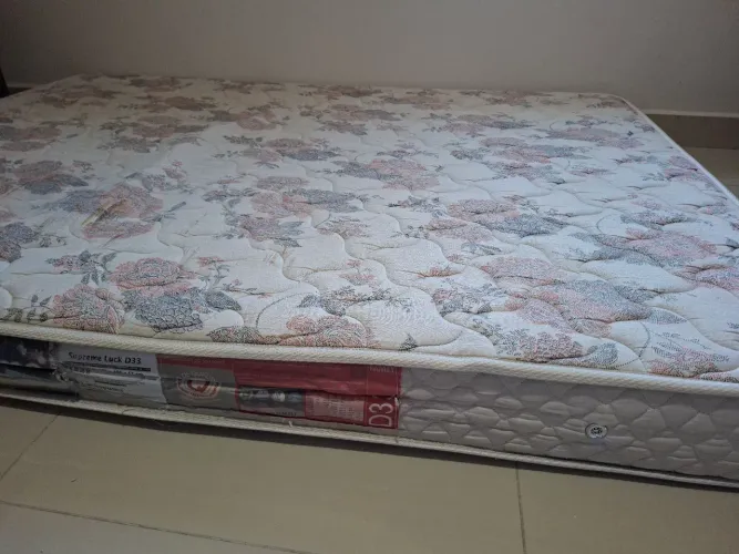 Colchão Casal Espuma D33 - Usado