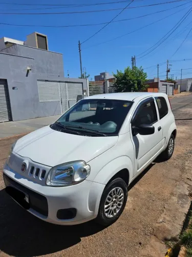 Fiat Uno Vivace/rua 1.0 EVO Fire Flex 8V 5P 2014