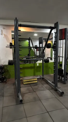 Equipamento de Musculação 