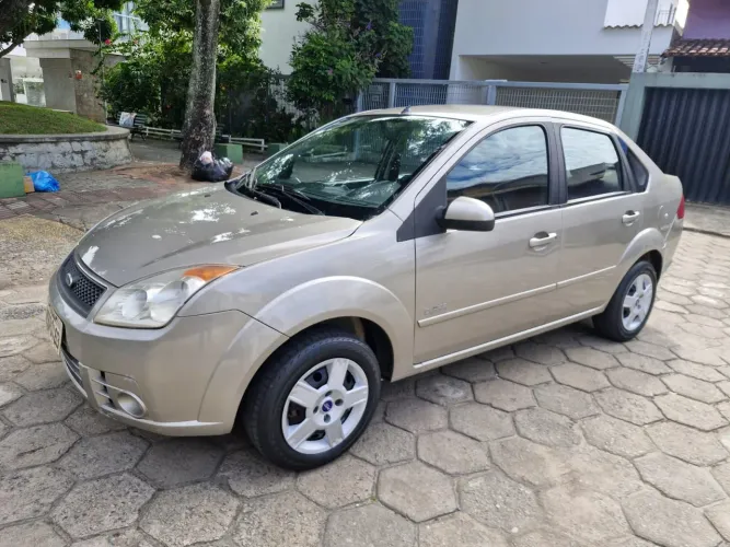 Ford Fiesta Sed. 1.6 8V Flex 4P 2009