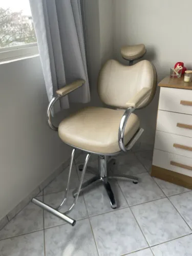 Cadeira para estética 