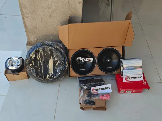 Vendo esses aparelhos de som automotivo novo 