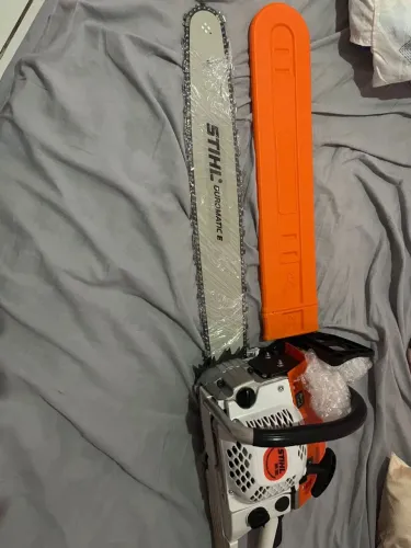 Vendo motoserra stihl nova lacrada com todas suas ferramentas força 382