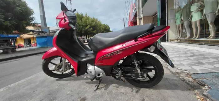 HONDA BIZ 125i FLEX - SEGUNDO DONO IMPECÁVEL |