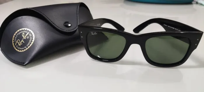 Óculos de sol feminino Ray-Ban Mega Wayfarer