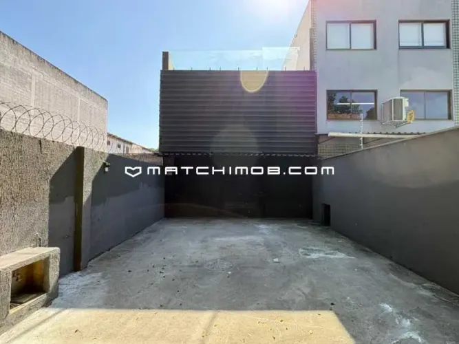 Loja em ótima localização à venda no Recreio dos Bandeirantes