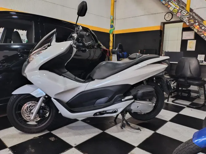 PCX 150/DLX BRANCA 2013/2014