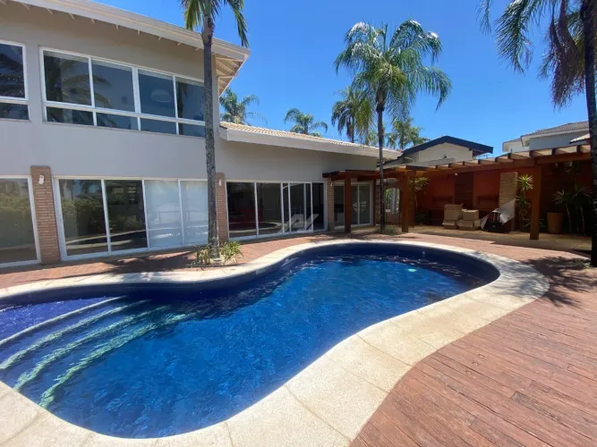 Casa Alto Padrão à Venda no Condomínio Millenium Valinhos | 538m², Terreno 1470m²