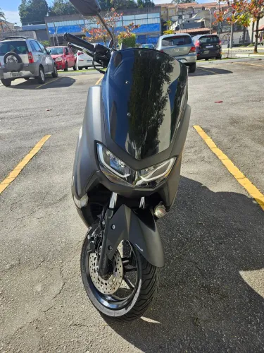 Vendo Nmax 2022 preta