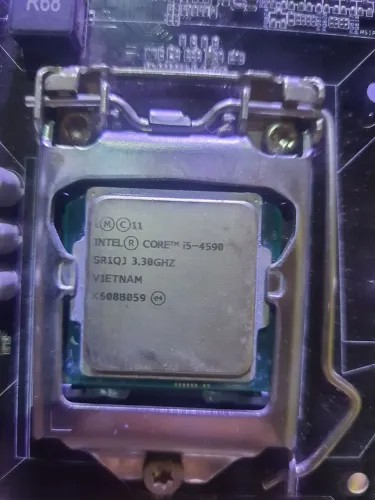 Kit h81 i5 4590 nao da video